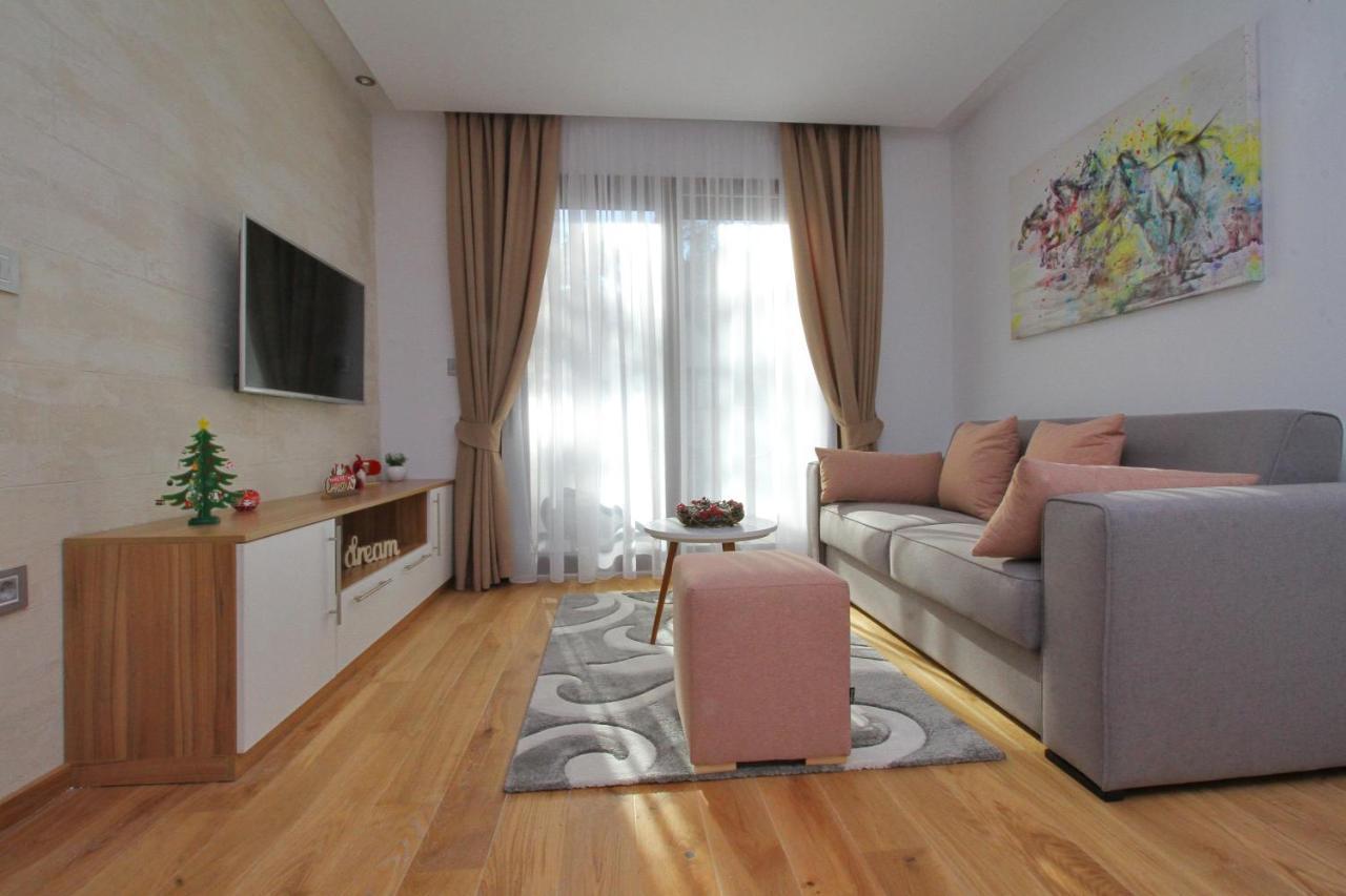 Time Out Lux Apartmani Zlatibor Zewnętrze zdjęcie